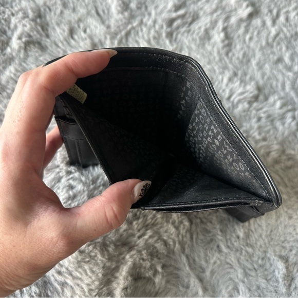 Kate Spade Grove Street Black and Cream Off White Small Compact Wallet Two Tone - Picture 5 of 8